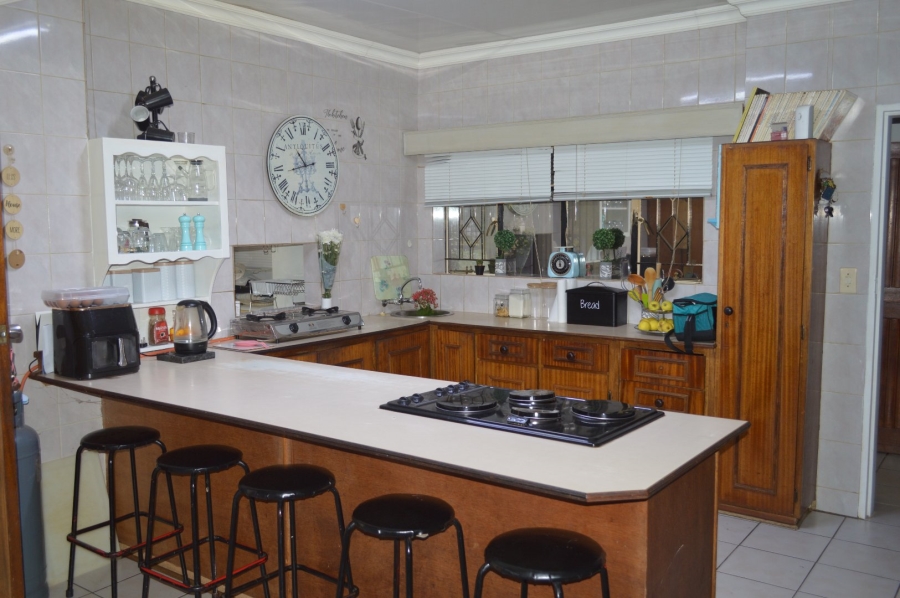 4 Bedroom Property for Sale in Flamwood North West